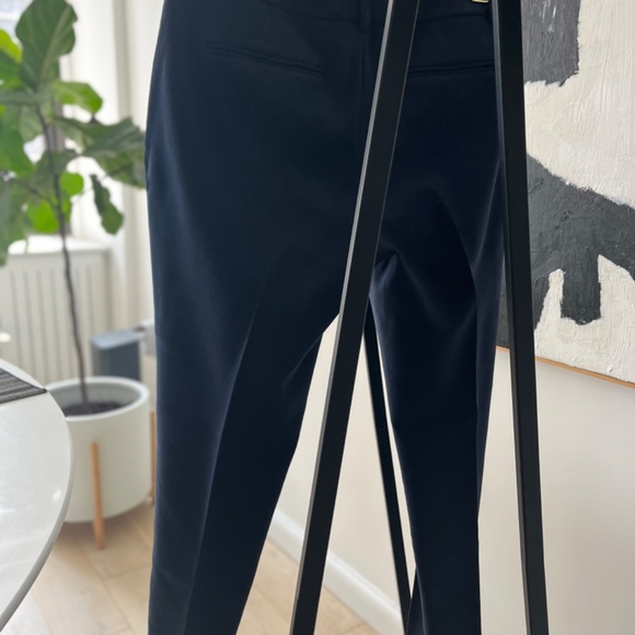 Theory Ankle Wool Trousers in Navy | Size 4 - Picture 3 of 5